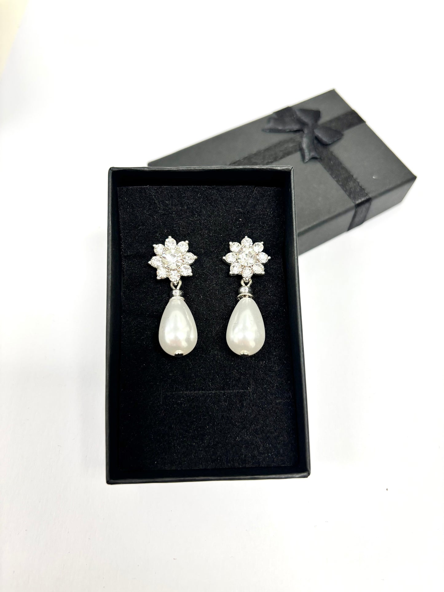 Perle de Lune Earrings