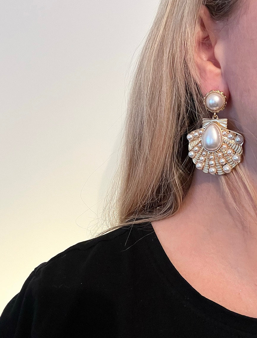 Pearl embellished shell earrings-Lumina.