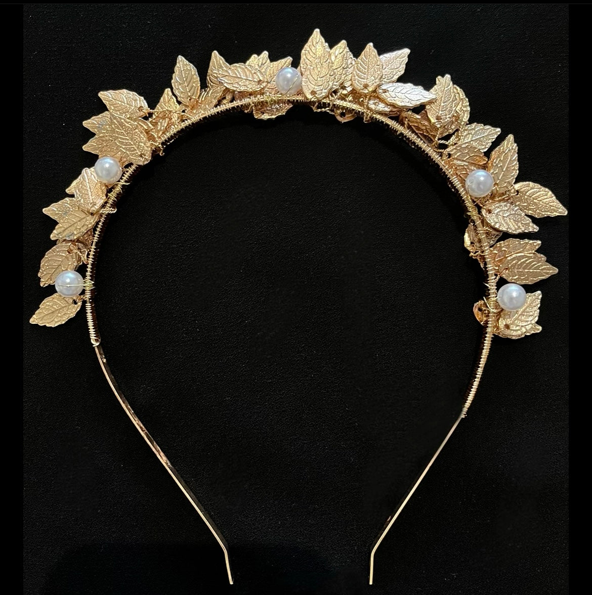 Pearl & leaf Crown-Caoimhe
